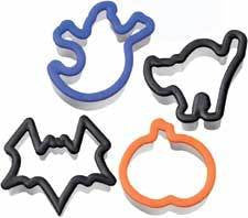 Wilton Halloween 4 Pc. Grippy™ Cutters Bag Set